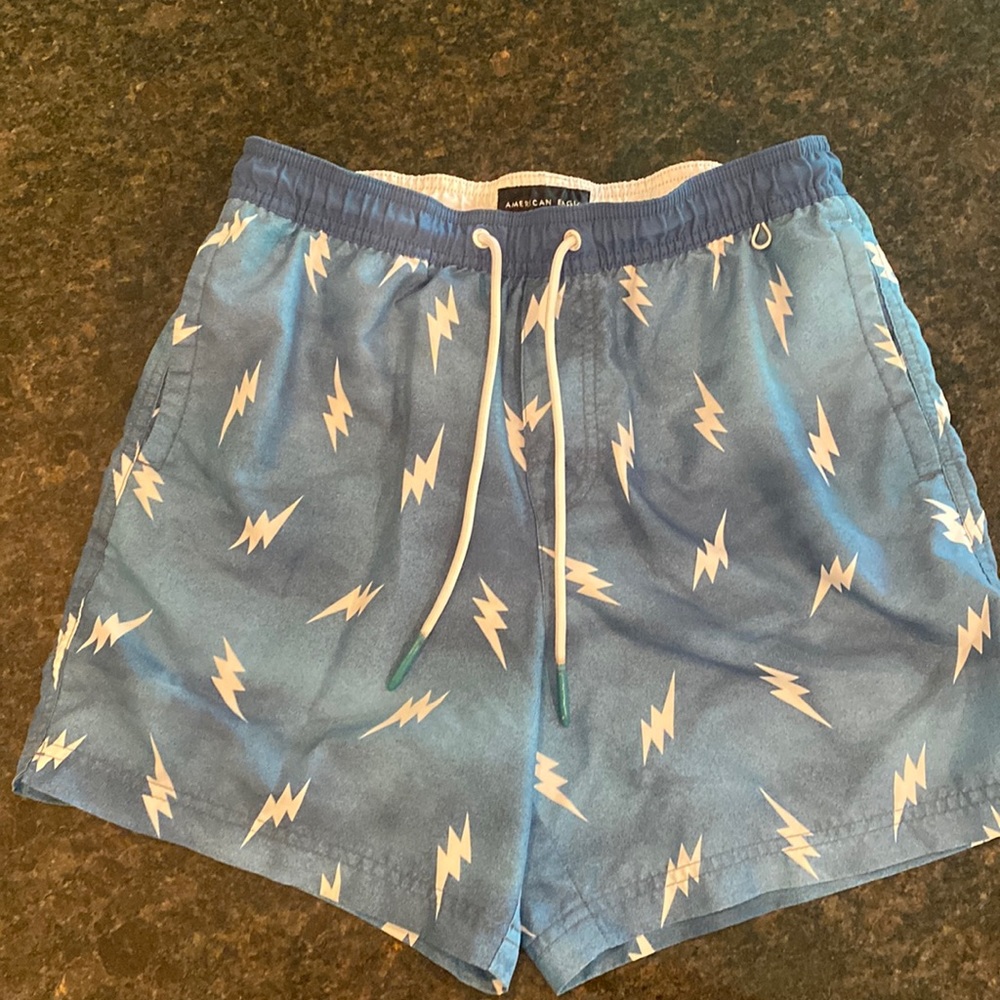 Mens American Eagle size Small swim trunks